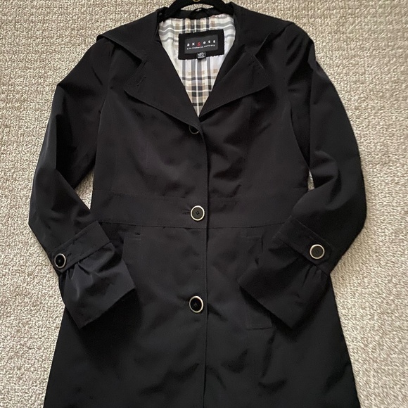 Liz Claiborne Spring/Fall Coat - Picture 2 of 3